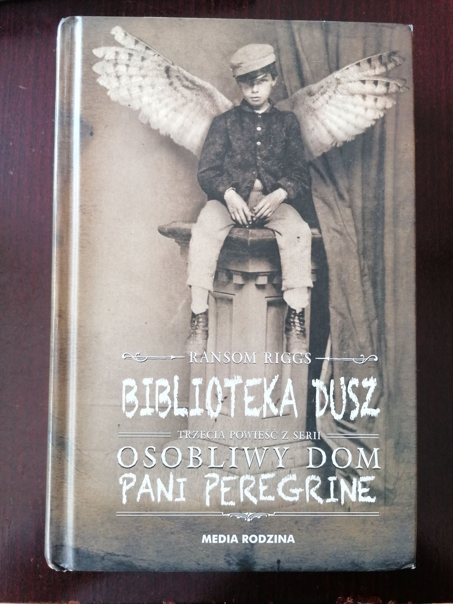 Osobliwy Dom Pani Peregrine kpl tomów + GRATIS FILM