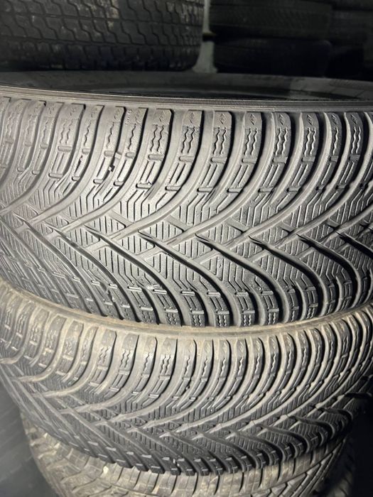 215/60/17 пара зимних шин