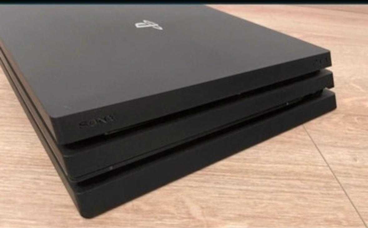 PlayStation 4 PRO PS4