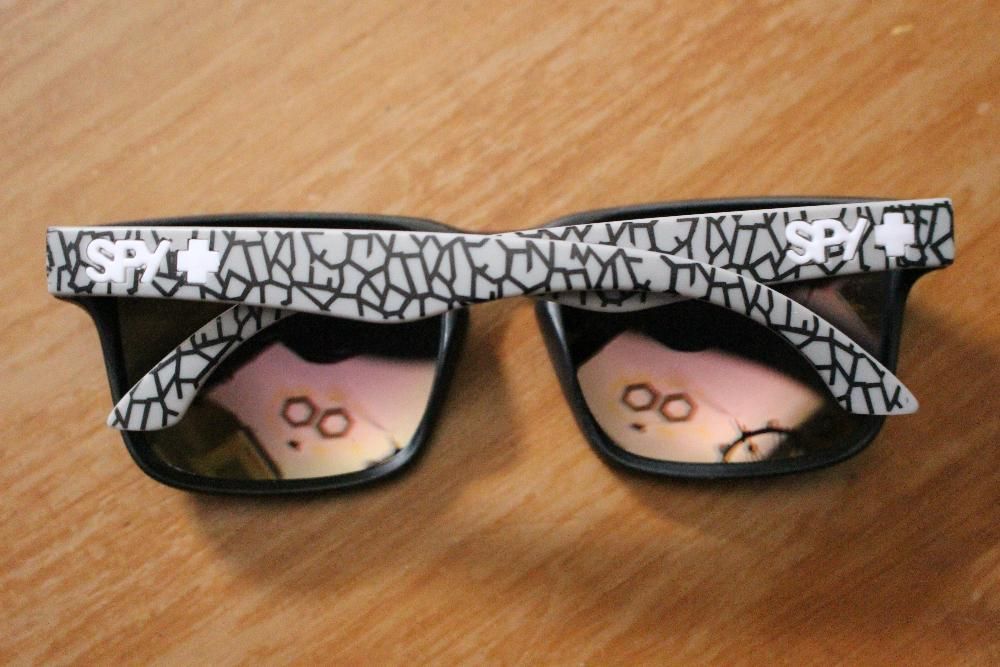 Óculos de sol SPY Ken Block - Cinza/Preto mesclado (NOVO)