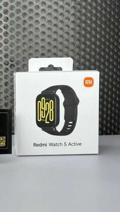 Smartwatch XIAOMI Redmi Watch 5 Active preto e branco Novo