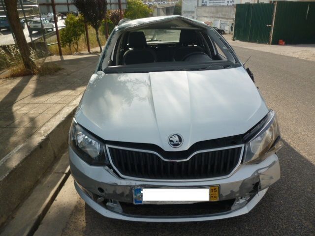 Skoda Fabia 2015 Para Peças