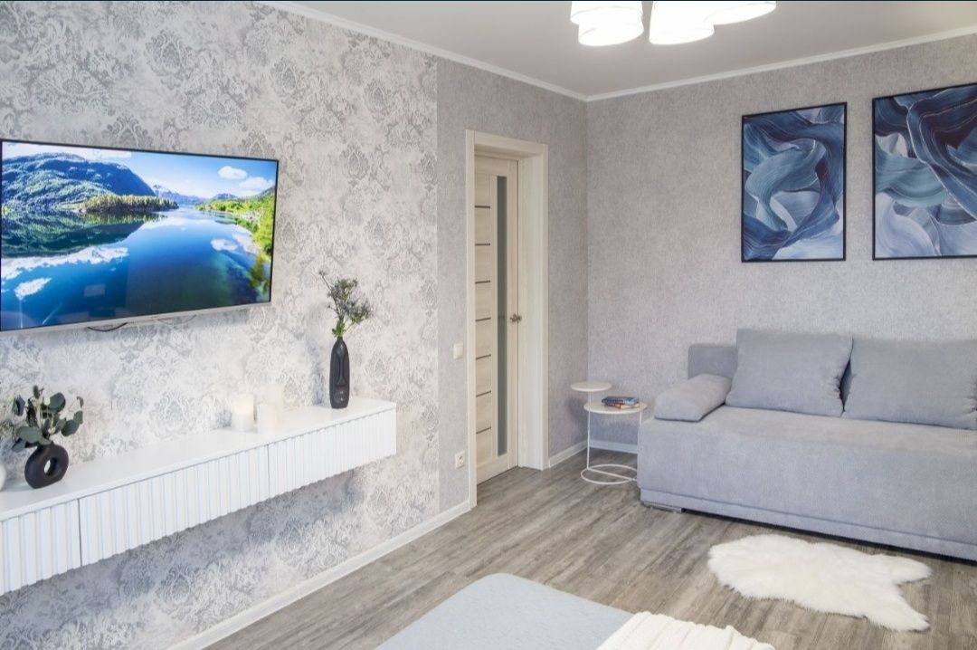 "Стиль та комфорт | 2 хв до метро Спортивна| Wi-Fi, Smart TV, кавомаши