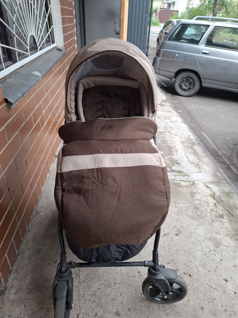 Продам дитячу коляску