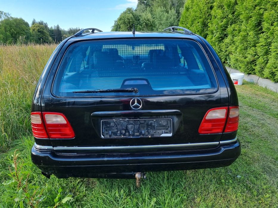 Mercedes Benz w210 e300td  drzwii kpl