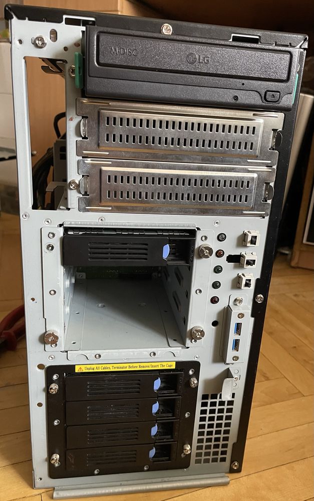 Сервер-робоча станція на 2-х Xeon e5-2697v4, Intel s2600cw, 32Gb ecc