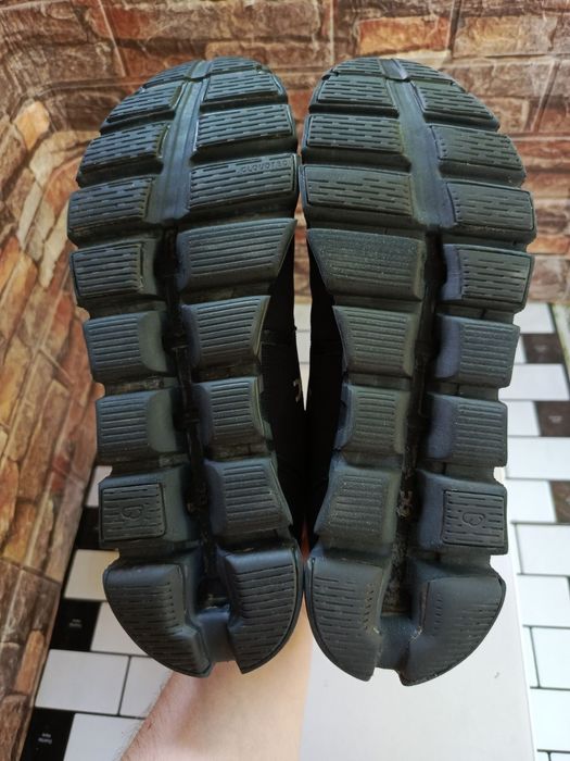 Кросівки ON-Running WATERPROOF (45р.29 см)