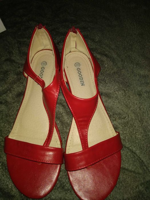 Sandały damskie czerwone