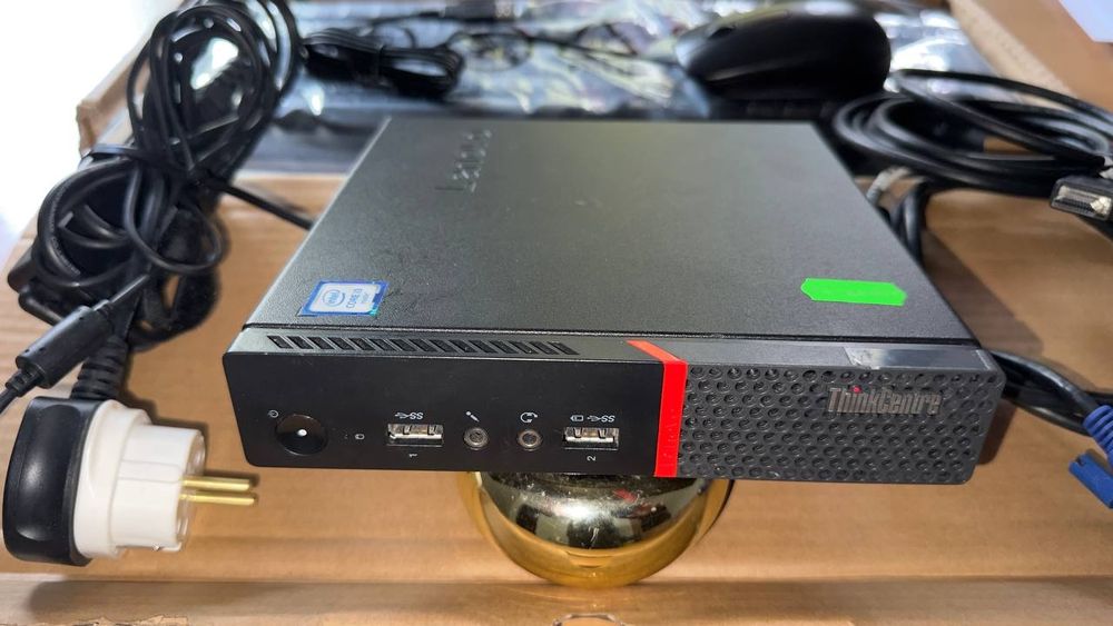Системний блок Мини ПК 
Lenovo ThinkCentre M700 
Intel® Core™ i3-6100Т