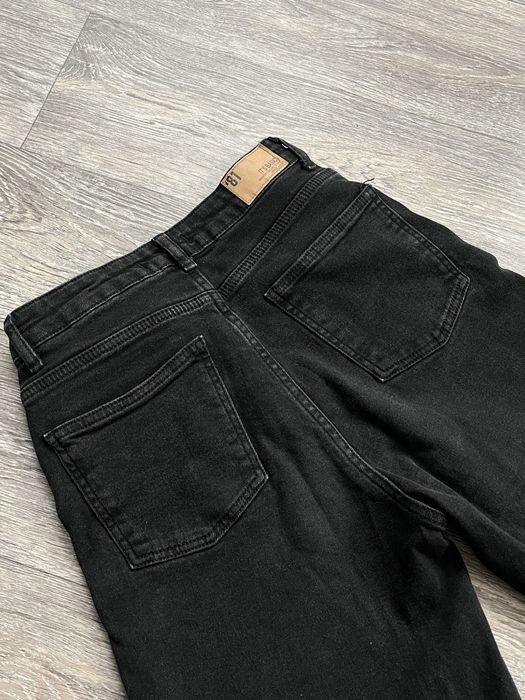 Джинси кльош чорні