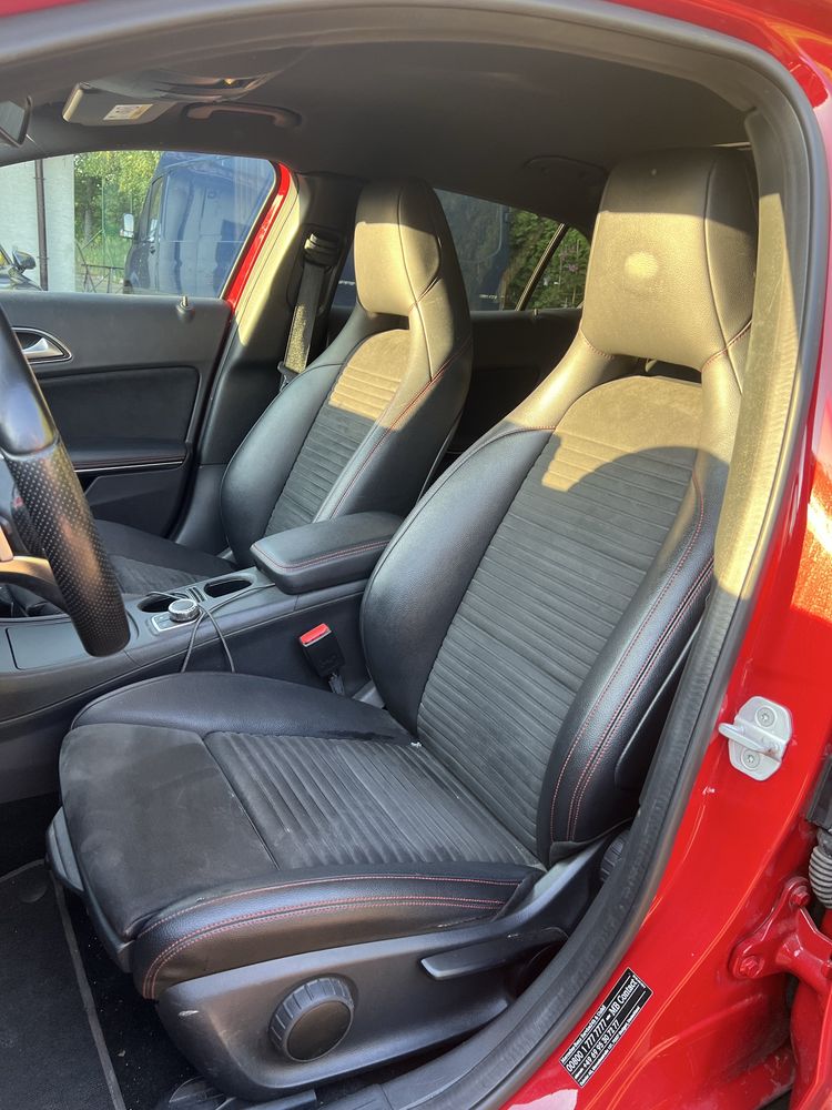 Mercedes GLA 180 AMG ALCANTARA  cena promo tylko  weekend