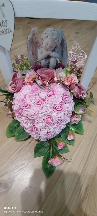 Wiązanka na pomnik dla dziecka