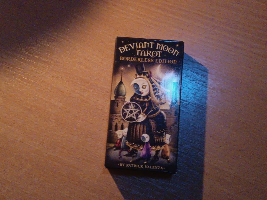Таро Девіантного Місяця, Borderless Edition