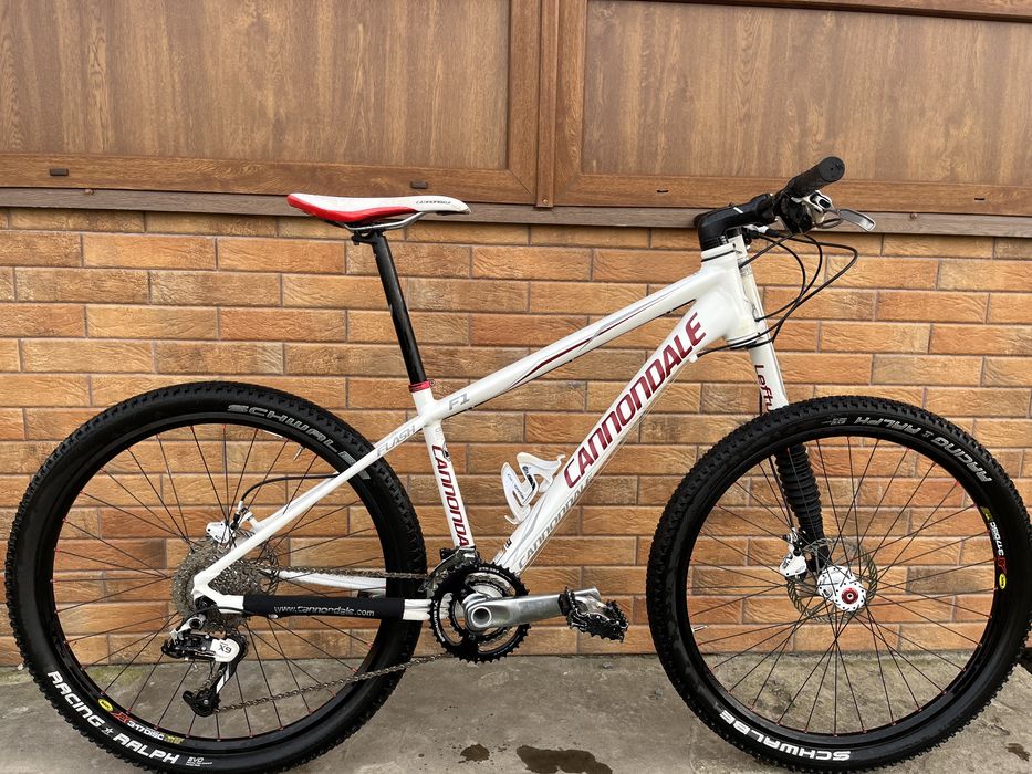 Велосипед cannondale
