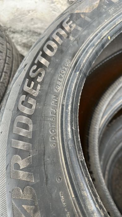 Продам зимову гуму r19