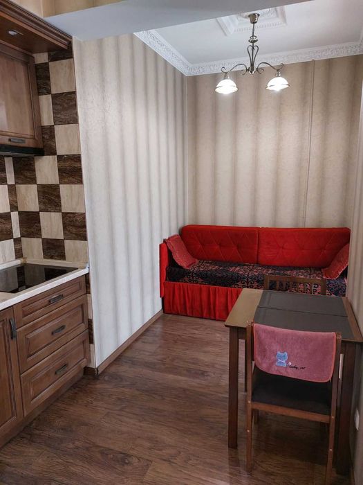 Здам квартиру подобово біля 3 лікарні