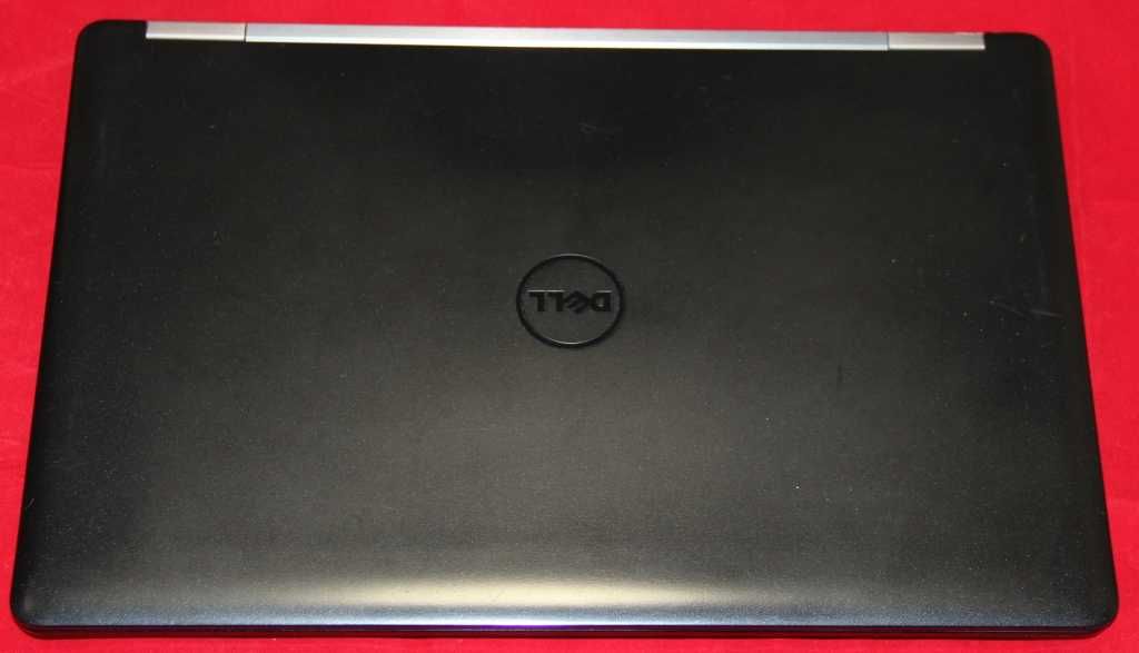 Ноутбук для игр Dell 3510 Core i7 6 Gen |16 Gb| 256 SSD| Radeon|FullHD