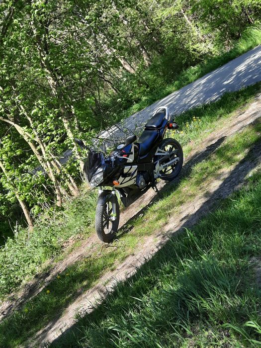 Honda cbr125 jc34