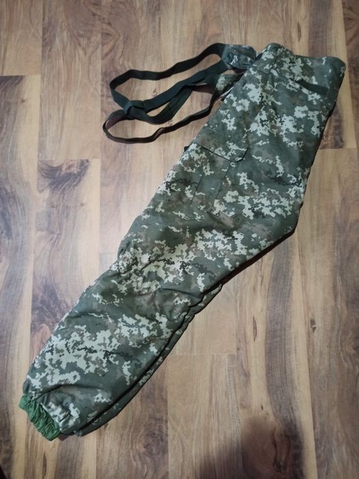 Зимові штани піксель