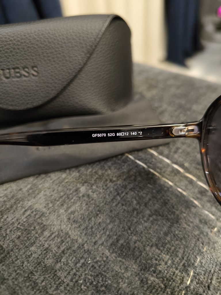 Сонцезахисні окуляри Guess. Оригінал. Нові