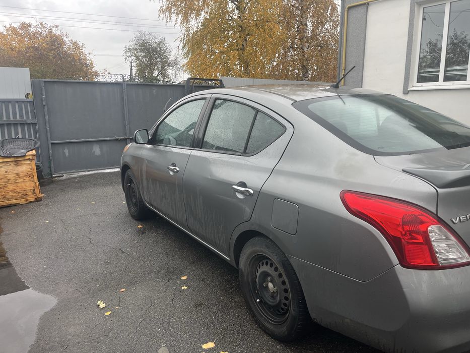 Продам авто Nissan Versa