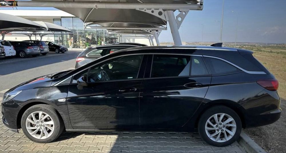 Opel Astra Sport Tourer - 150cv Turbo - Full Extras - Gasolina