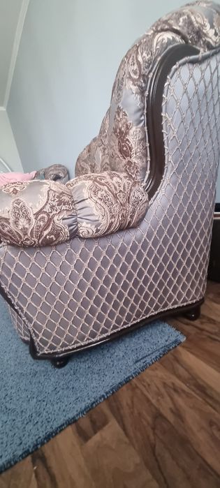 Продам дивани 2х місні