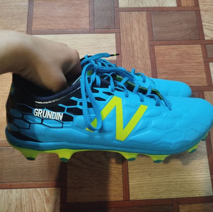 Бутси new balance visaro
