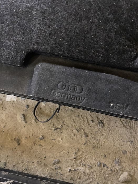 Захист Audi Q7,Q8,Touareg 3,CAYENNE 3,4M0825206, 4M0825205