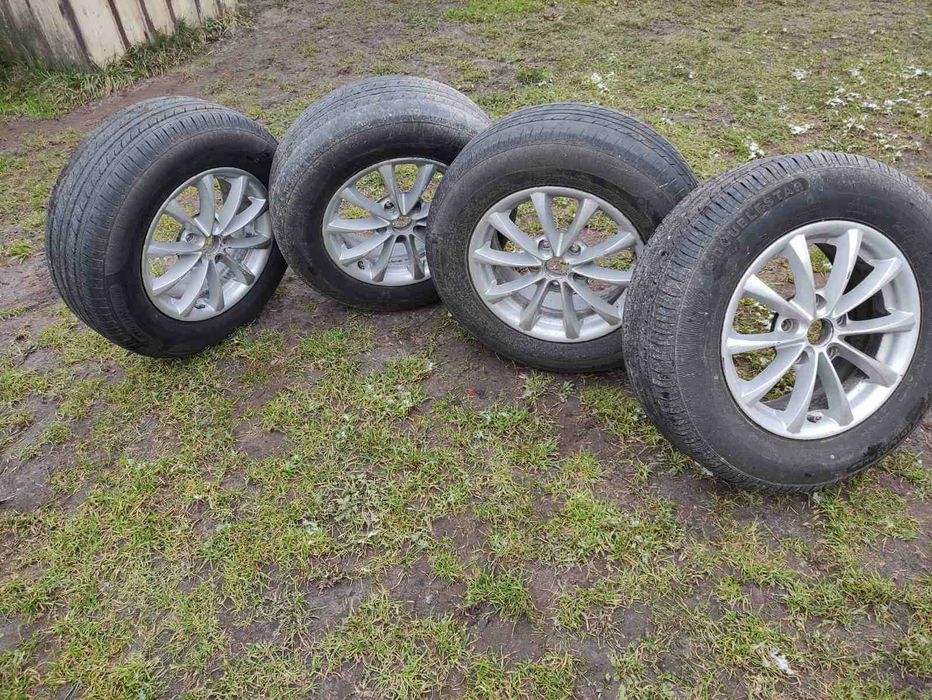 Продам диски з літніми шинами R15