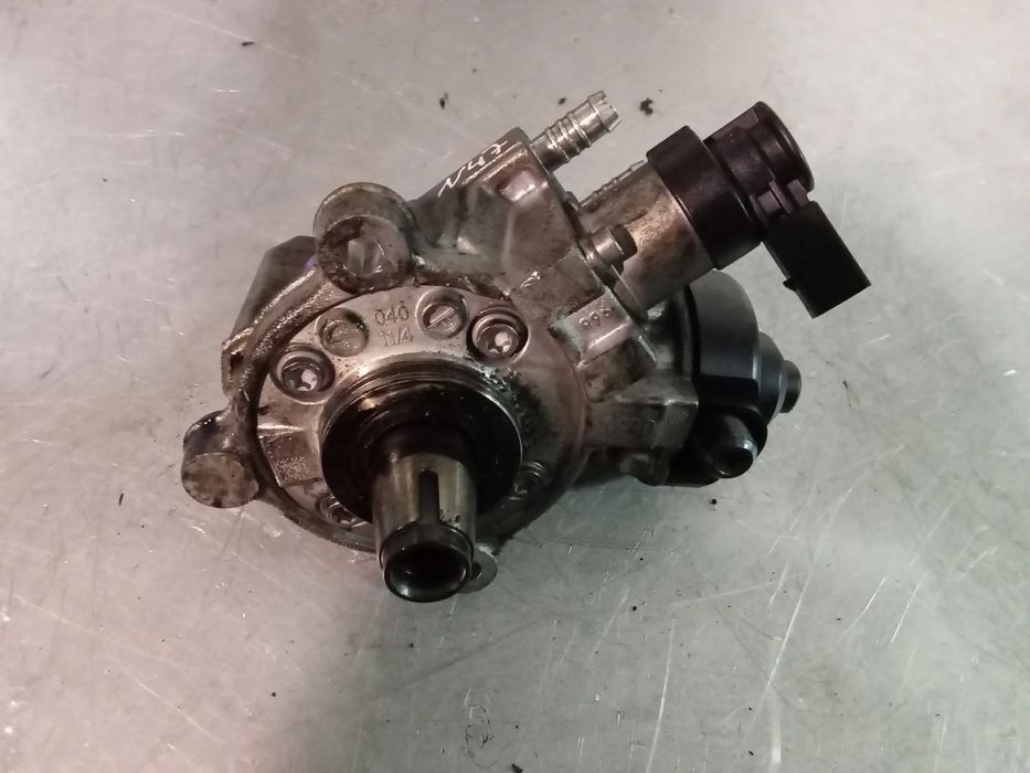 BOMBA INJECTORA / ALTA PRESSÃO BMW MINI COOPER 320D F20 F30 F10 0445010519 7823452