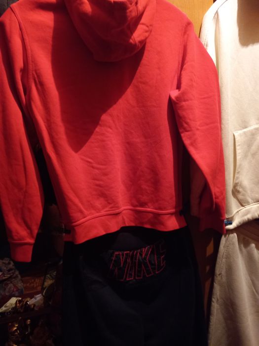 Женские костюмы спортивные,утеплённые.