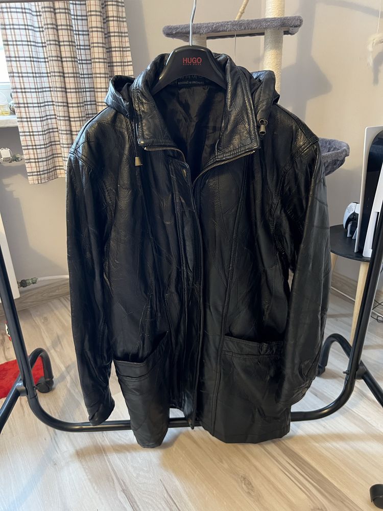 Męska czarna kurtka z kapturem skórzana vintage alternative M