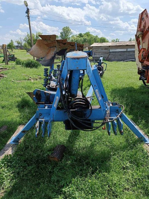 Оборотний плуг Лемкен Діамант 5+1 2009 року випуску з передплужниками