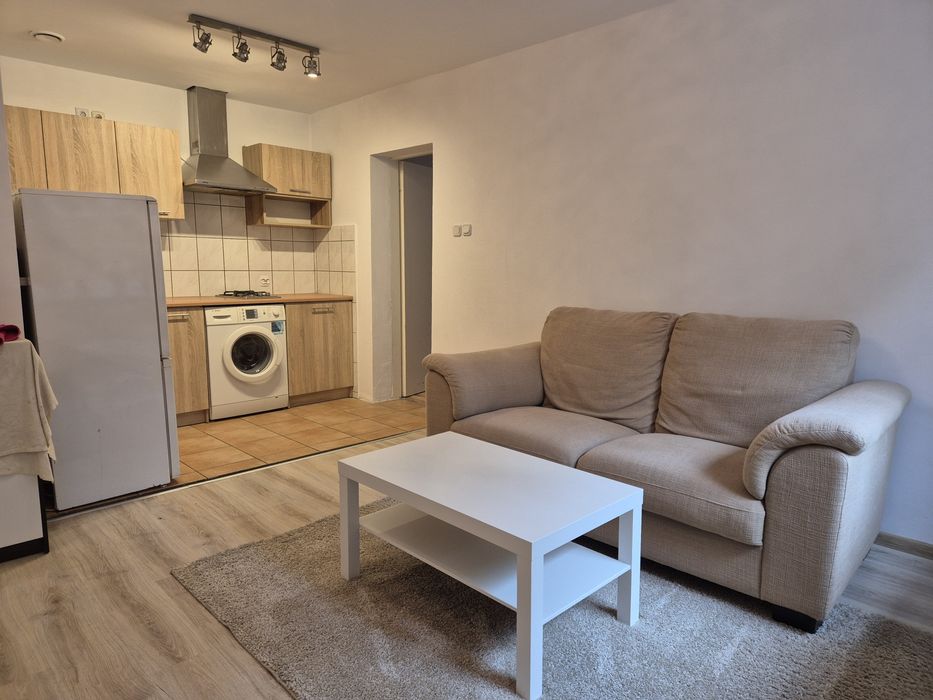 Wynajmę Mieszkanie dwu pokojowe