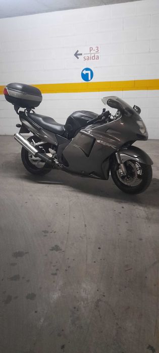Honda cbr 1100xx cheia de extras