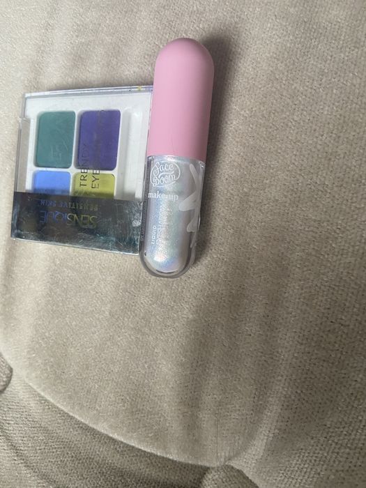 Zestaw cień w płynie faceboom i paletka cieni sensique