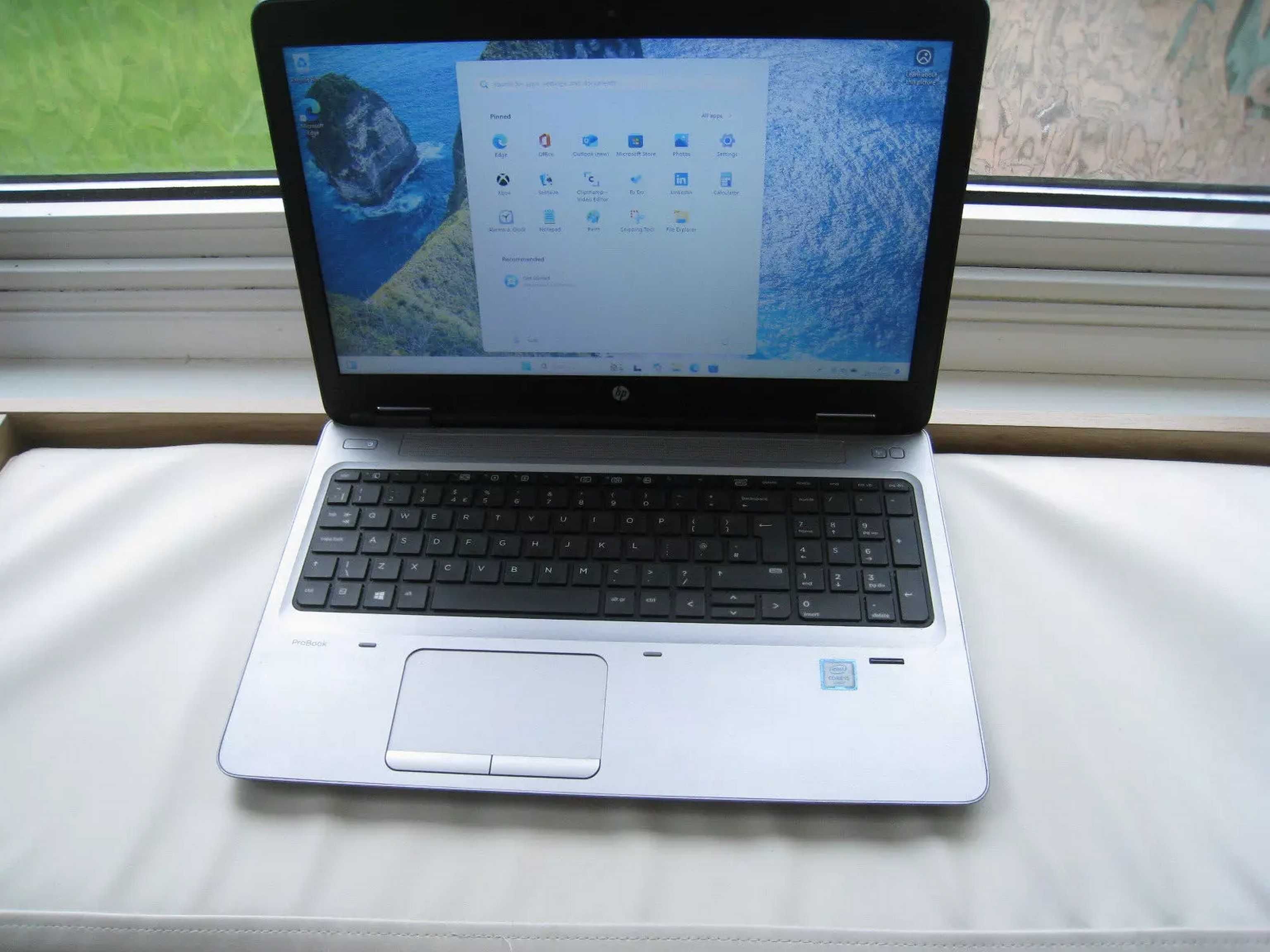 HP Probook 15.6" i3/8GB/128SSD como Novo