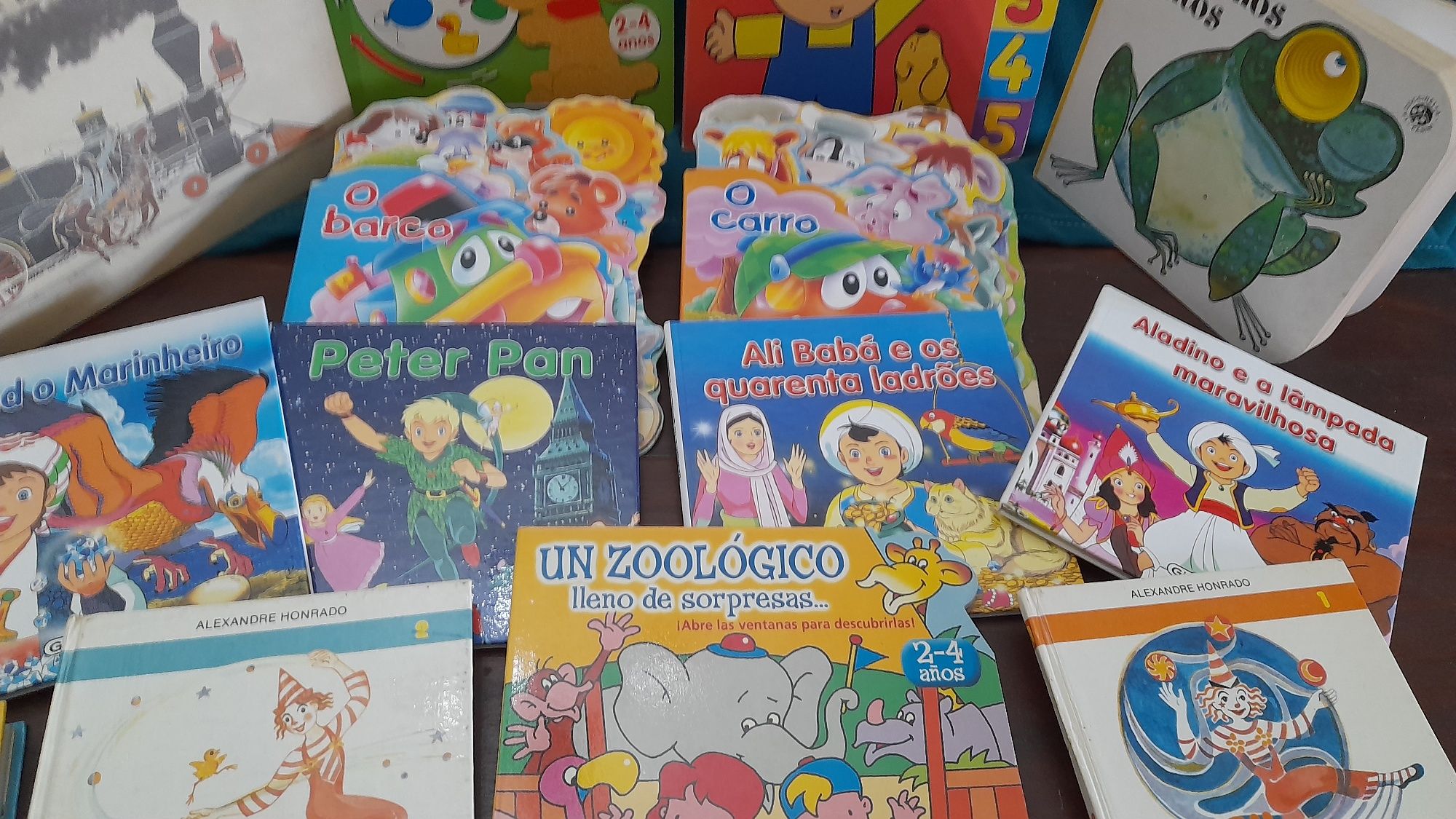 Lote de 20 Livros infantis