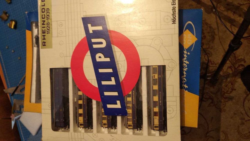 Состав вагонов Liliput Rheingold. Не Piko.