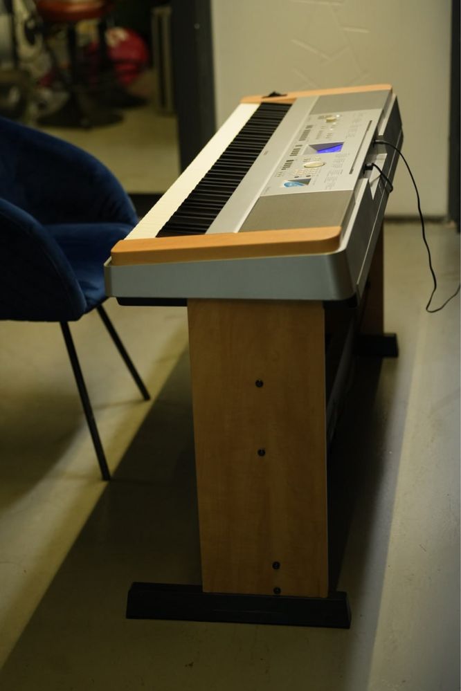 Stage piano Yamaha DGX-640 цифрове піаніно