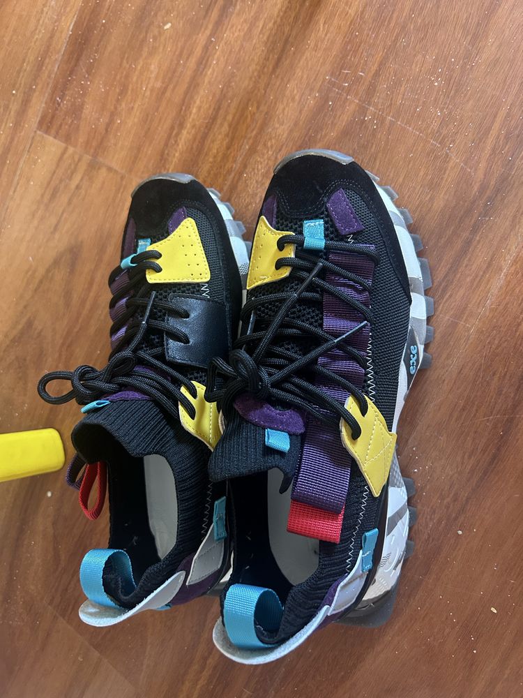 Tenis exe novos originais