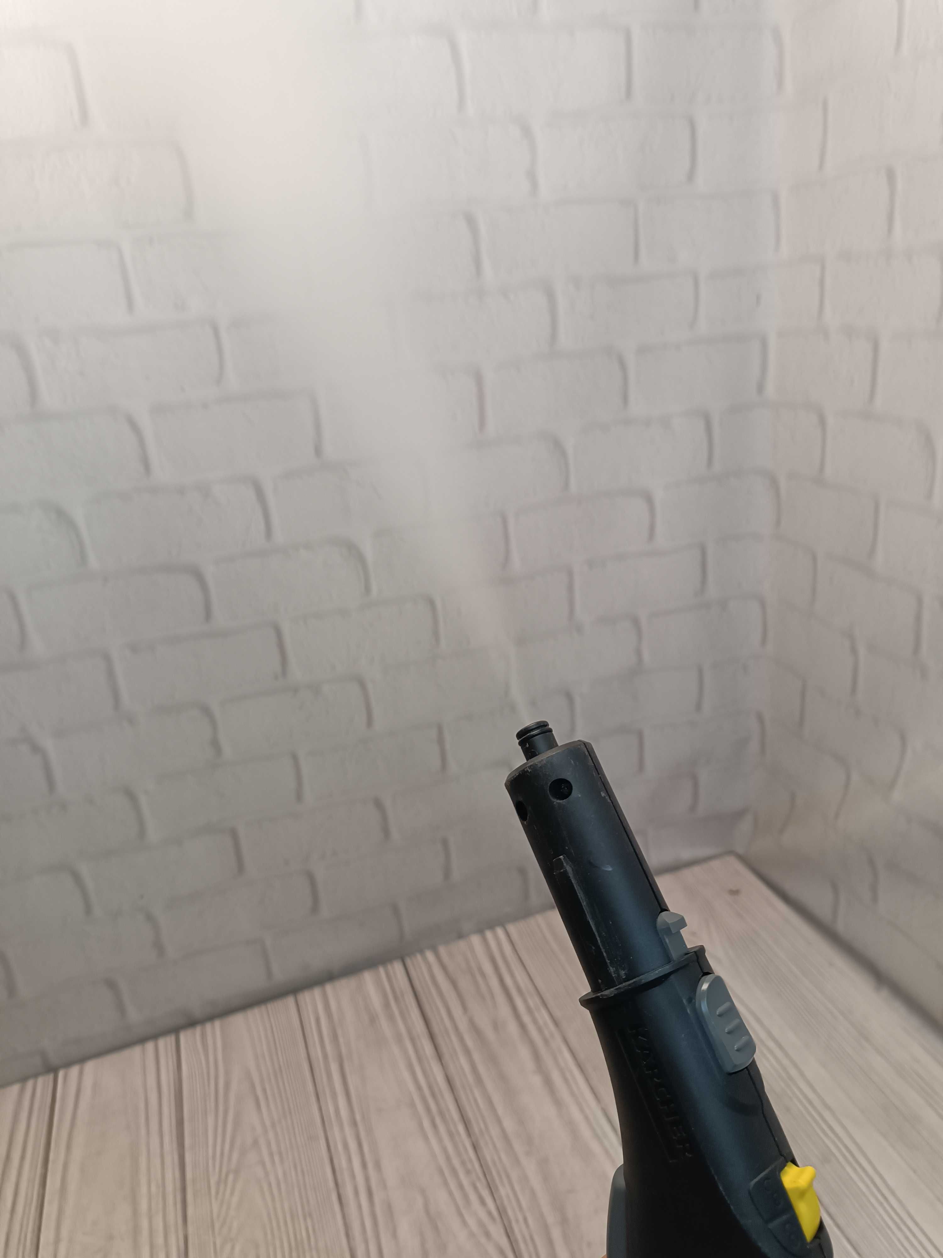 Kärcher SC 4 Deluxe EasyFix пароочисник парогенератор 4 бар, 2200Вт