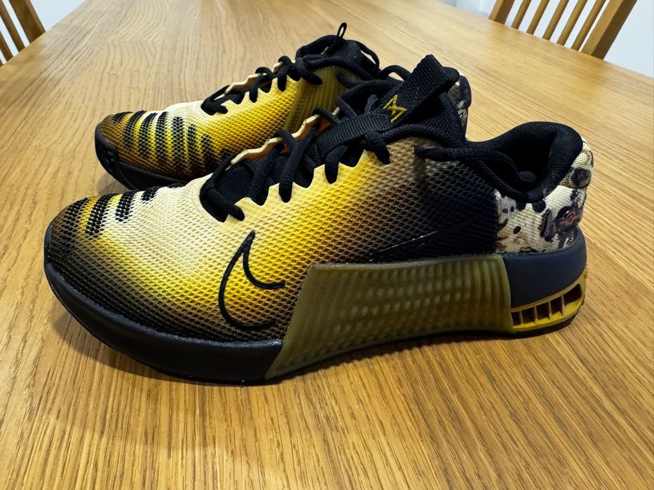 Nike Metcon — tamanho 41 (260 mm) — em bom estado