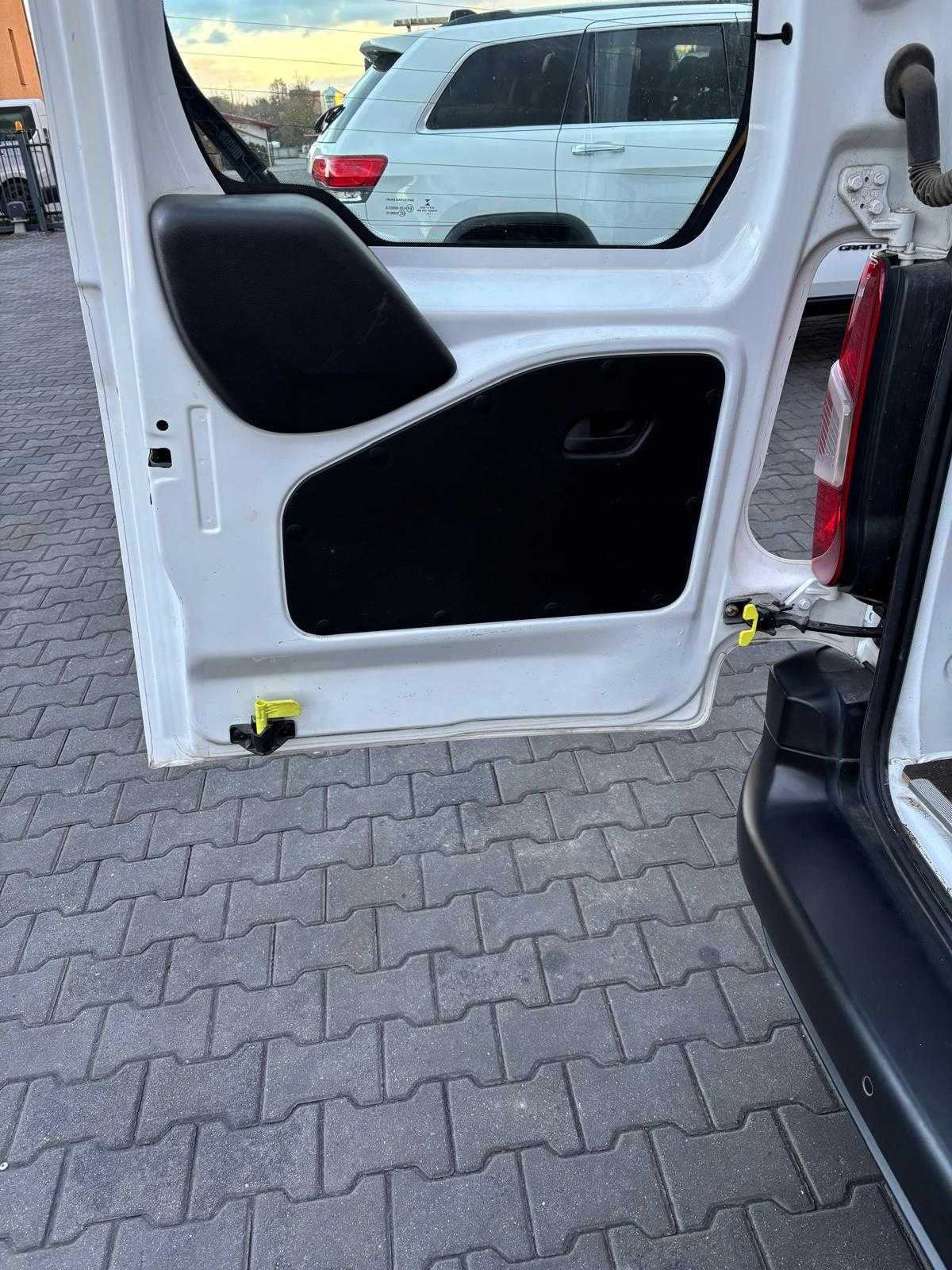 Drzwi tył tylne lewe skrzydło Combo E Berlingo IV Partner Proace