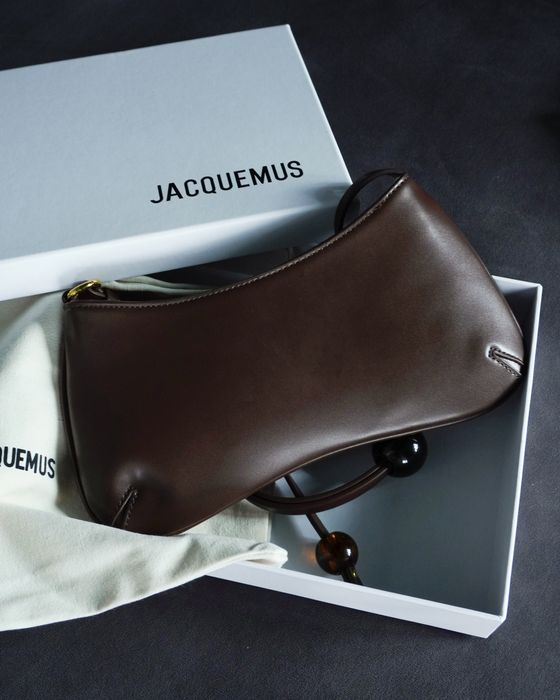 Сумка JACQUEMUS The Large Bisou Perle коричнева