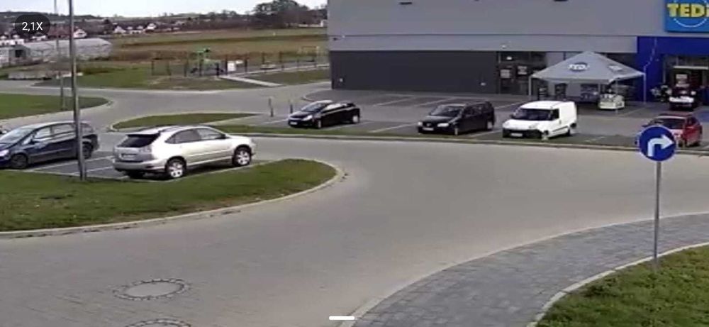 Plac pod galerią handlową na sprzedaż fajerwerków Strzegom