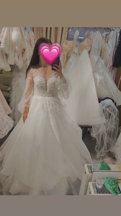 Продам весільну сукню