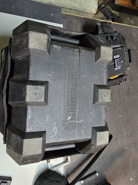 Toughbuilt nosidełko TB-CT82-16