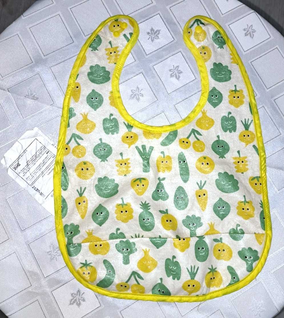 Śliniak w warzywa IKEA Matrva